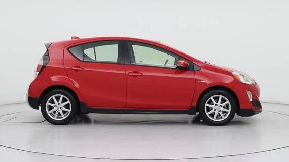TOYOTA PRIUS C 2017 JTDKDTB32H1596658 image